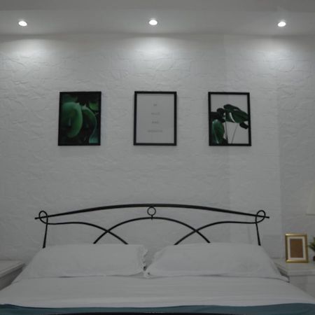 Carmelina 20 Apartment Наполи Екстериор снимка