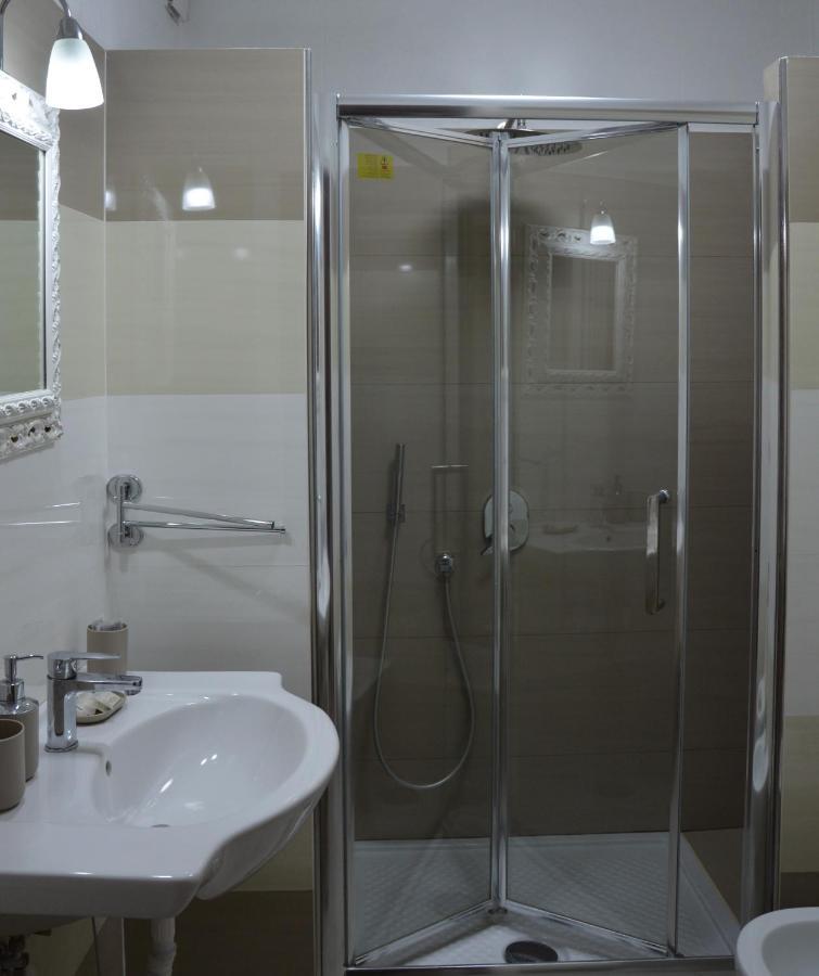 Carmelina 20 Apartment Наполи Екстериор снимка