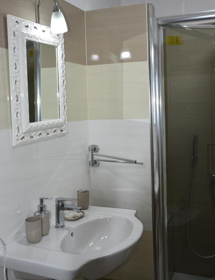 Carmelina 20 Apartment Наполи Екстериор снимка