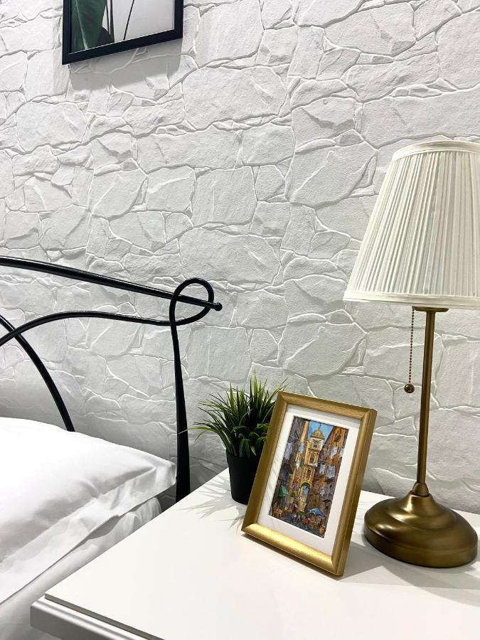 Carmelina 20 Apartment Наполи Екстериор снимка